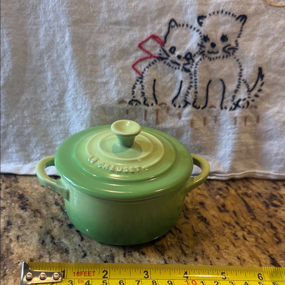 Le Creuset in Palm Mini Cocotte